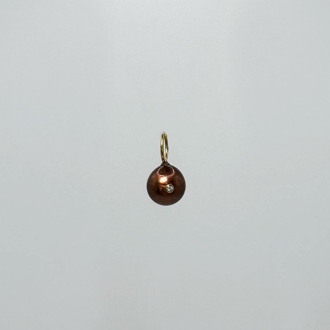 Dije perla Australiana con diamante