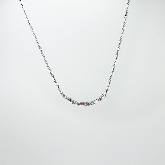 Collar diamantes M barra Oro blanco