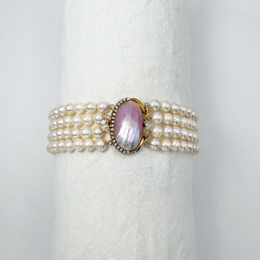 Gargantilla de perlas vintage.