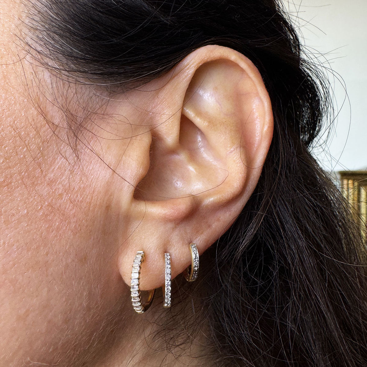 Arracadas oro amarillo con diamantes baguette.