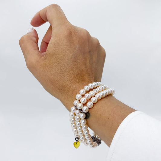 Pulsera perlas redondas estilo vintage.