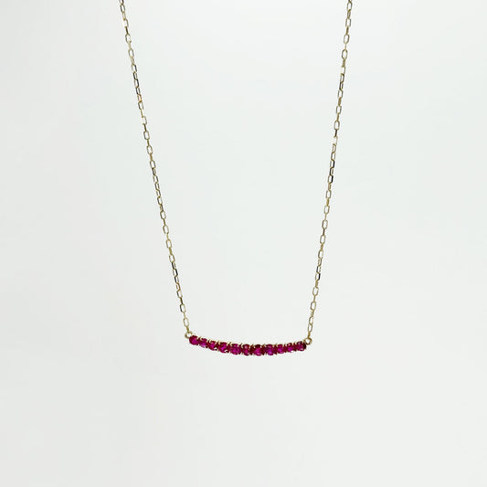 Collar rubí barra trayecto.