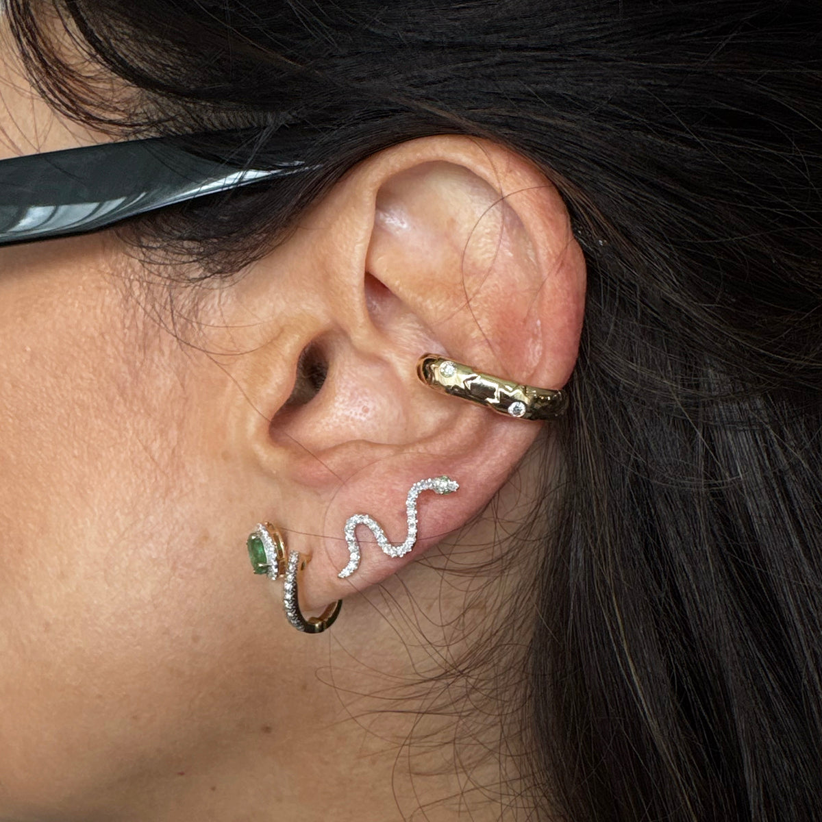 Ear Cuff oro 14k y diamantes.