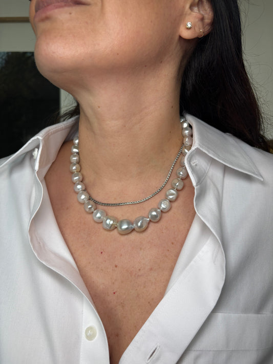 Collar Perla Cultivada Barroca Gris Australiana Mediano 43