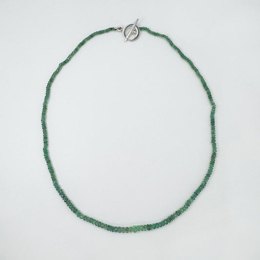 Collar esmeraldas.