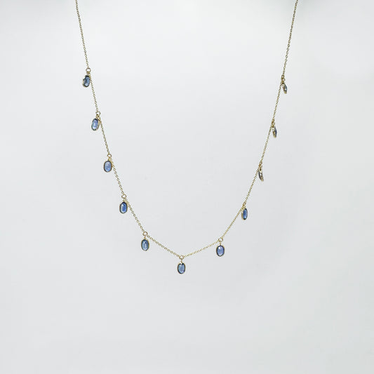 Collar zafiros oval lluvia oro.