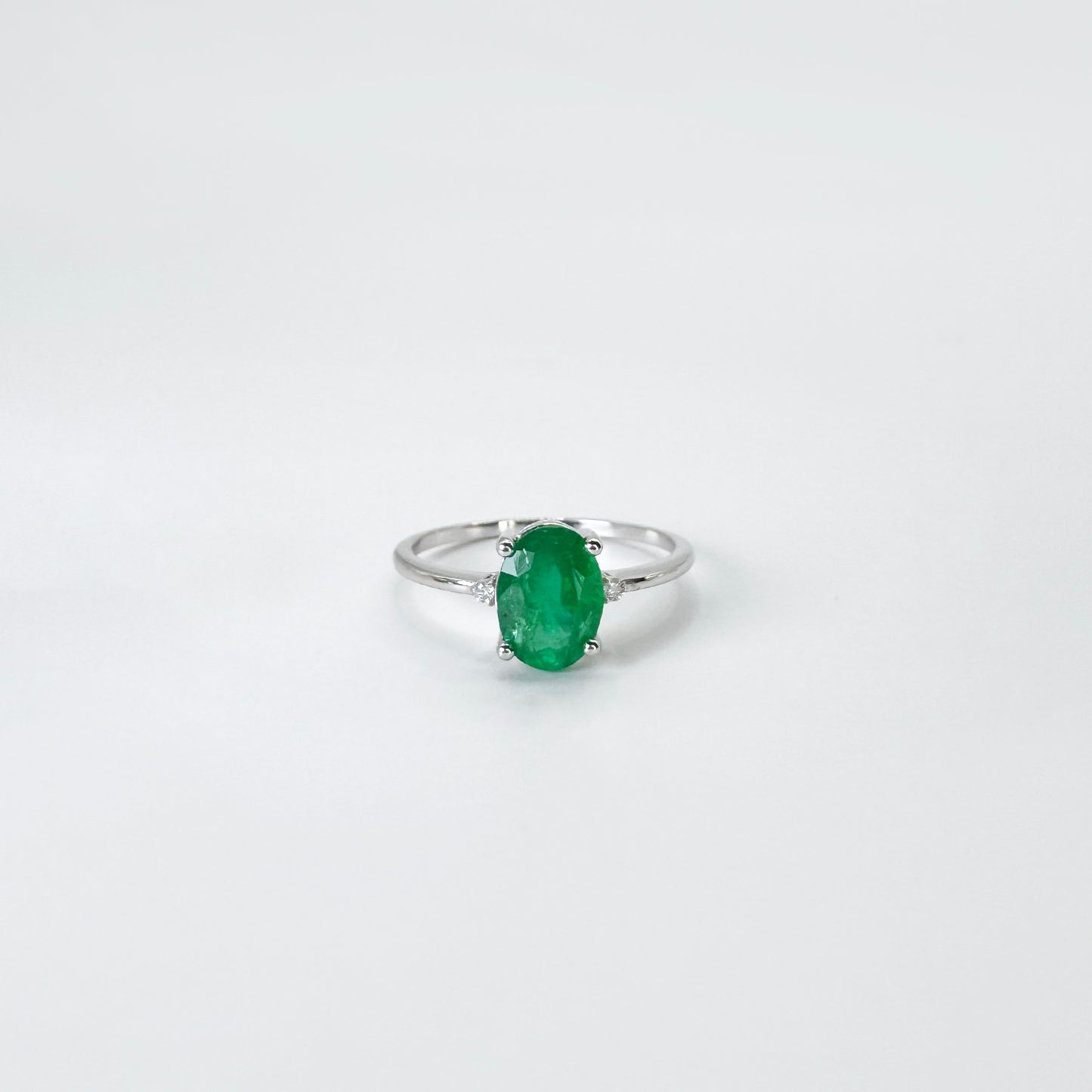 Anillo esmeralda oro blanco