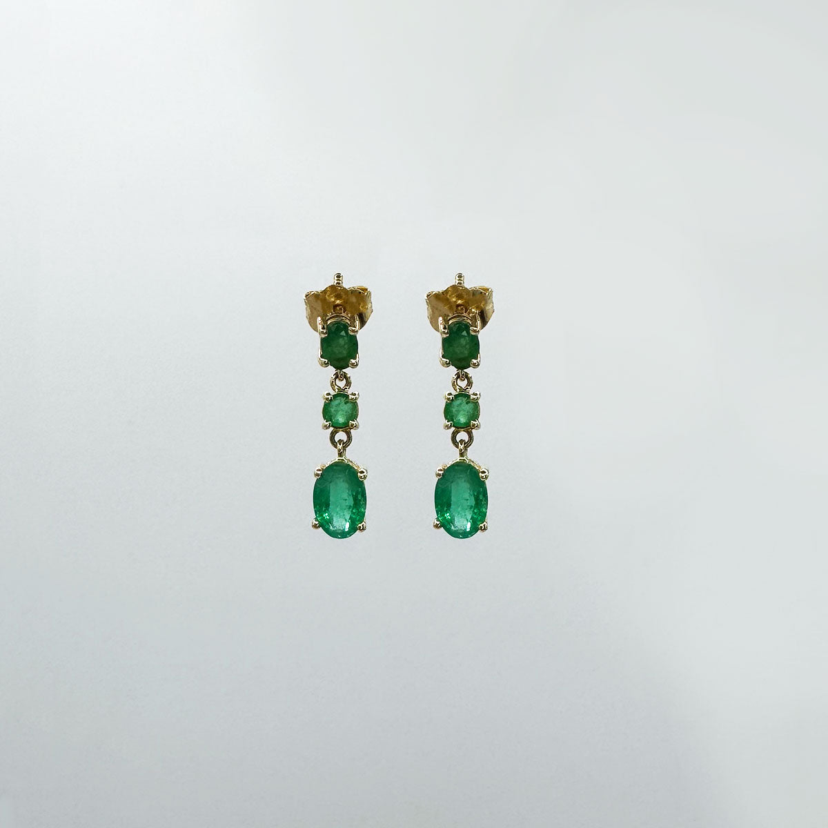 Arete Colgante de Esmeraldas
