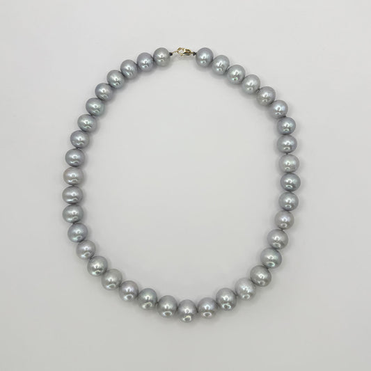 Collar Clásico Perlas Gris