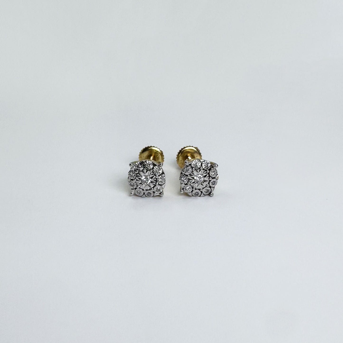 Broqueles ilusion oro y diamantes.