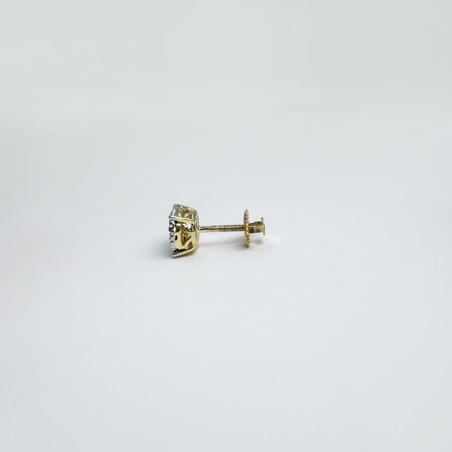 Broqueles ilusion oro y diamantes.