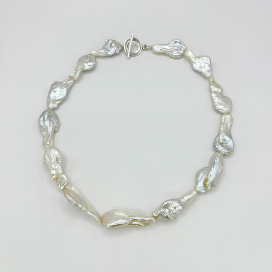 Collar de perlas barrocas asímetricas M.