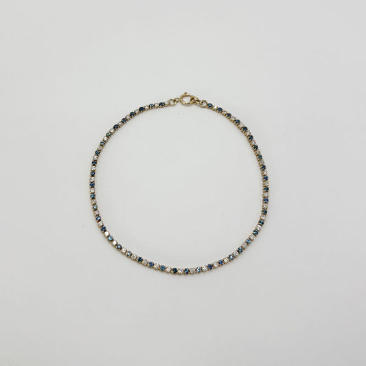 Pulsera tennis diamantes y zafiro. Oro amarillo