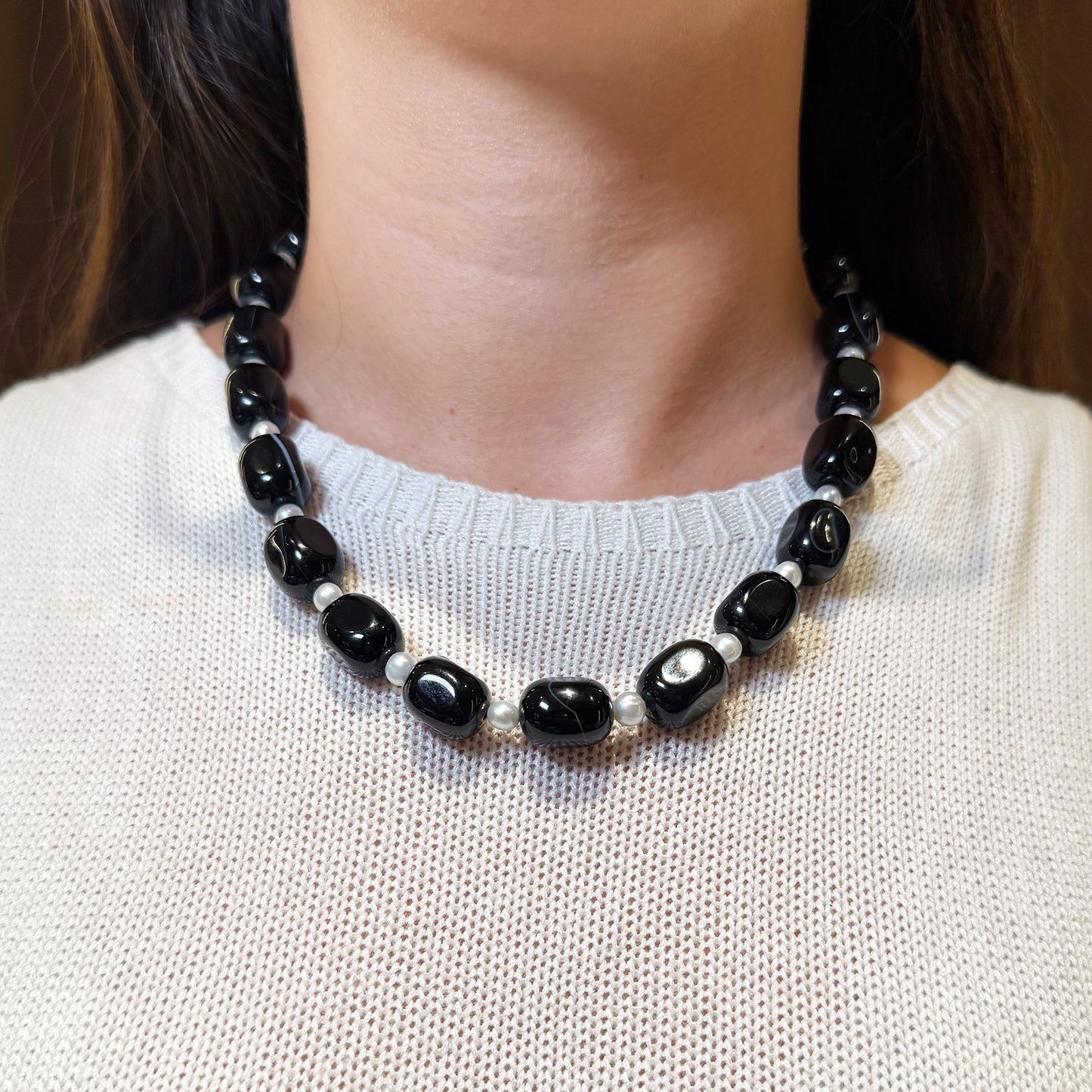 Collar Ónix y perlas cultivadas.