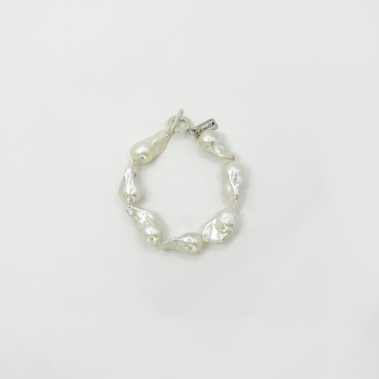 Pulsera perla cultivada chunky.