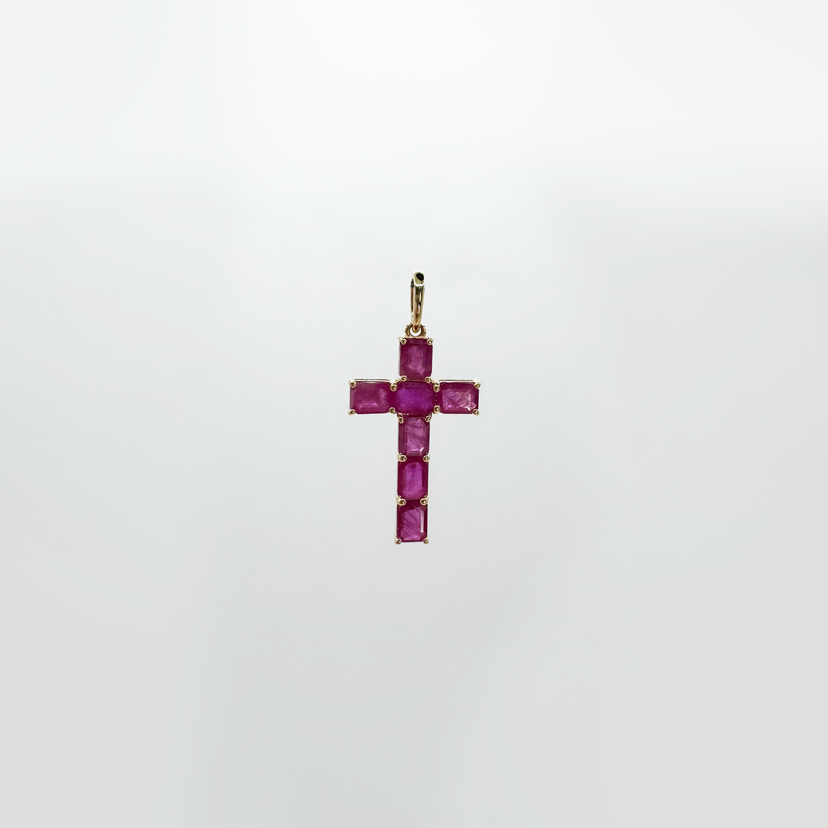 Dije cruz rubies naturales y oro 14k