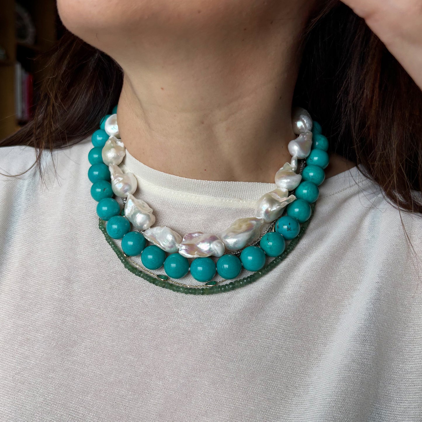 Collar tuquesa aqua.