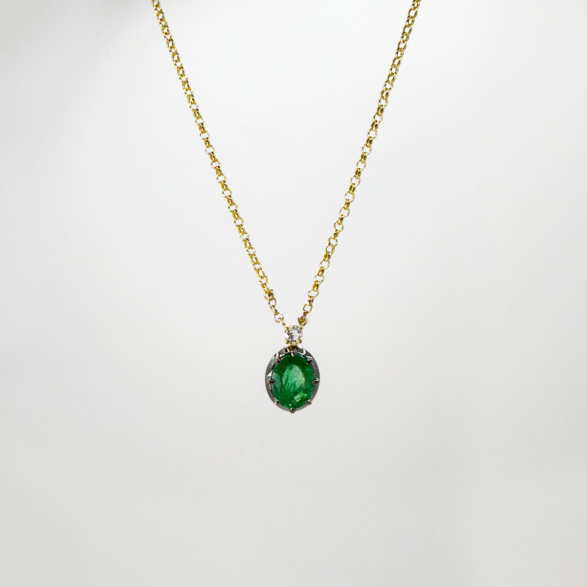 Collar esmeralda