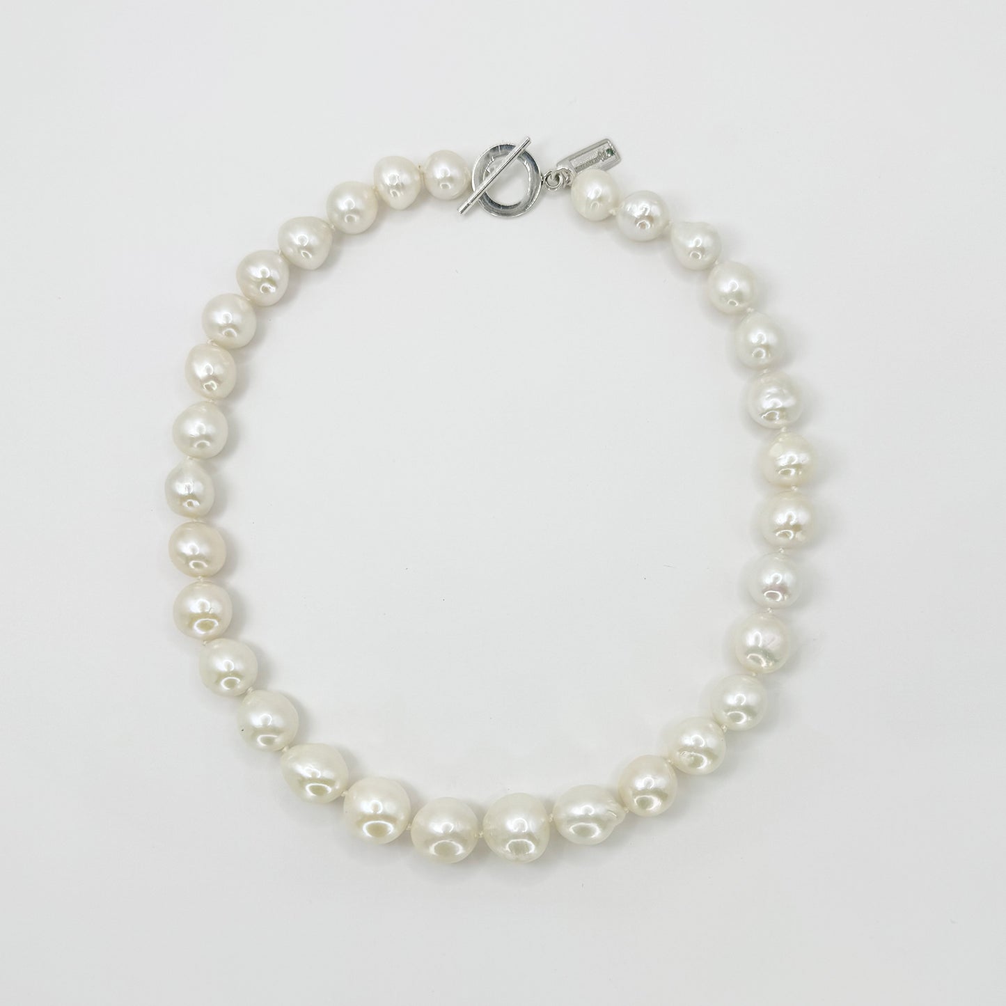 Collar Perla cultivada semiredonda 44.