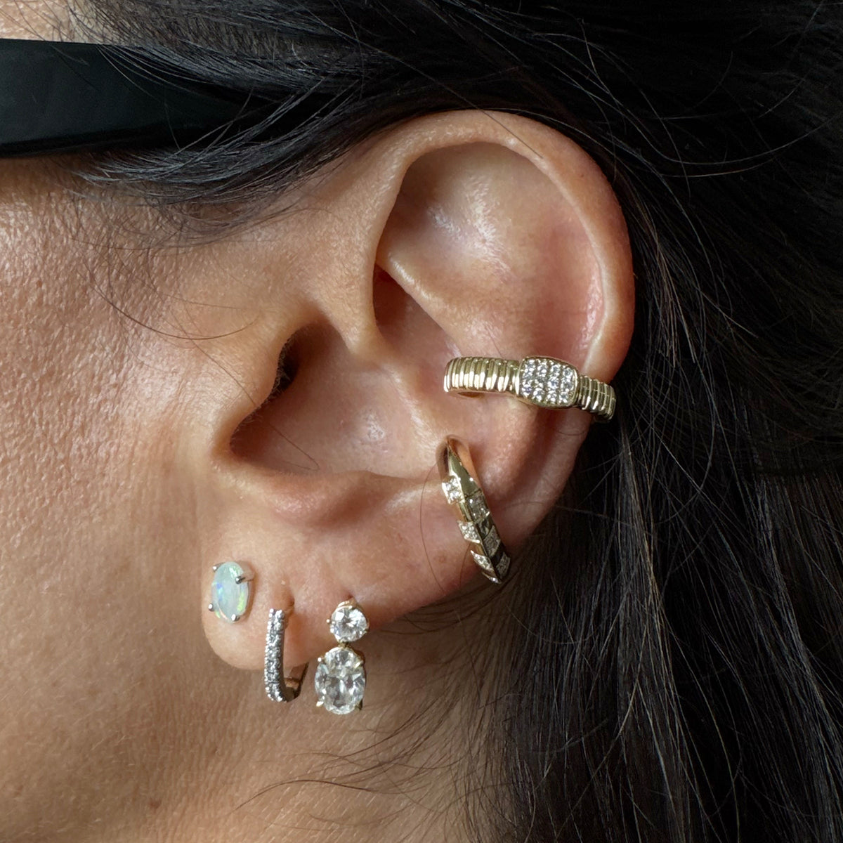 Ear Cuff oro 14k y diamantes naturales.
