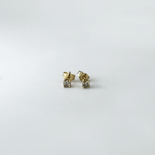 Piercings mini diamante y oro.