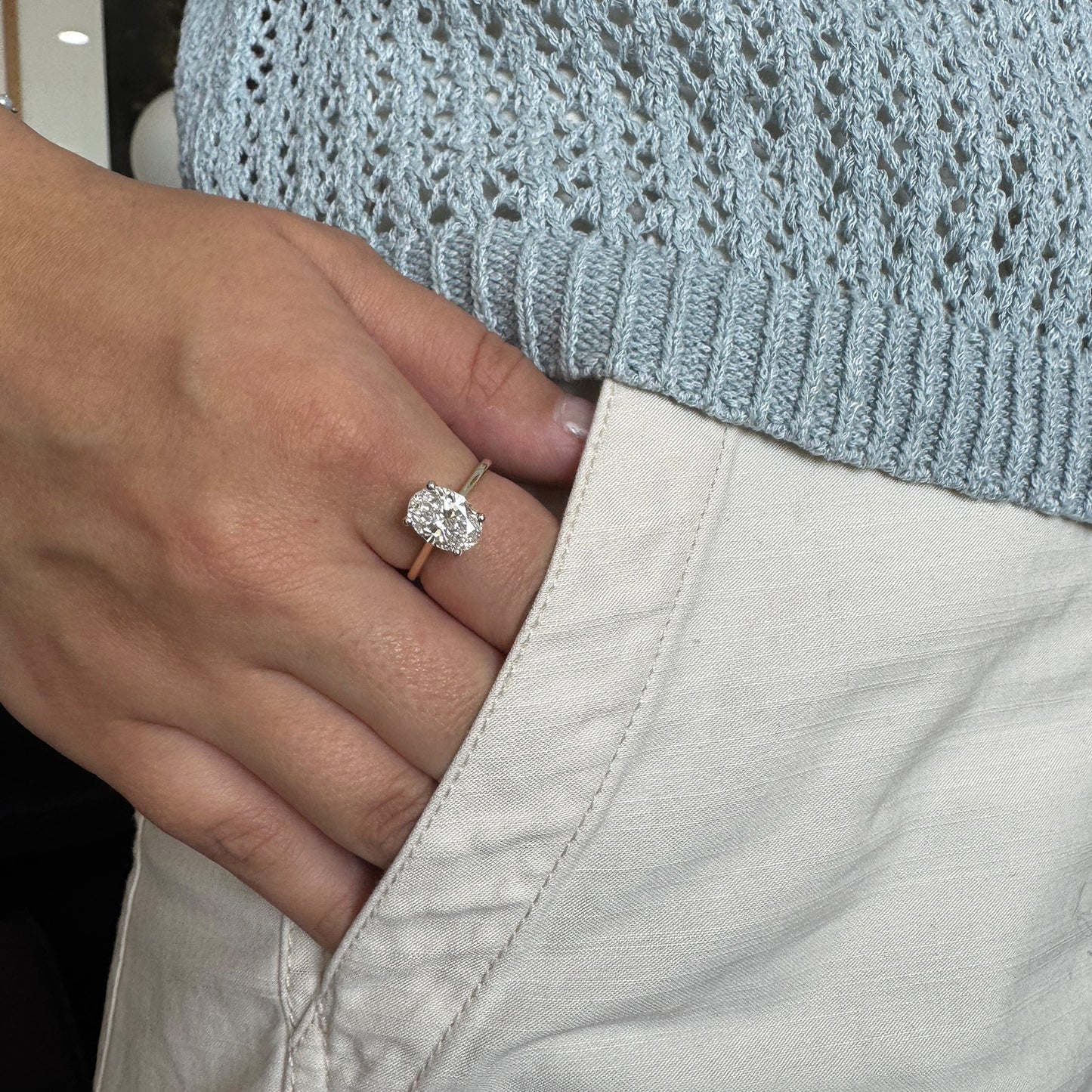 Anillo diamante oval 1.5 cts.