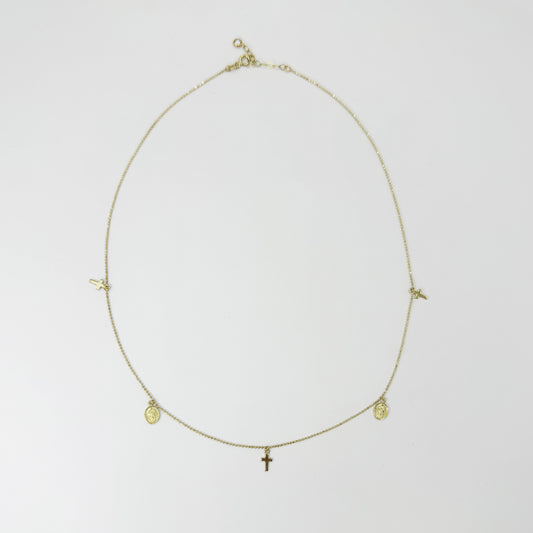 Cadena de protección oro.