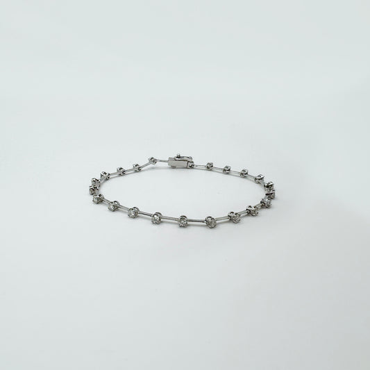 Pulsera tennis diamantes naturales 101 oro blanco.