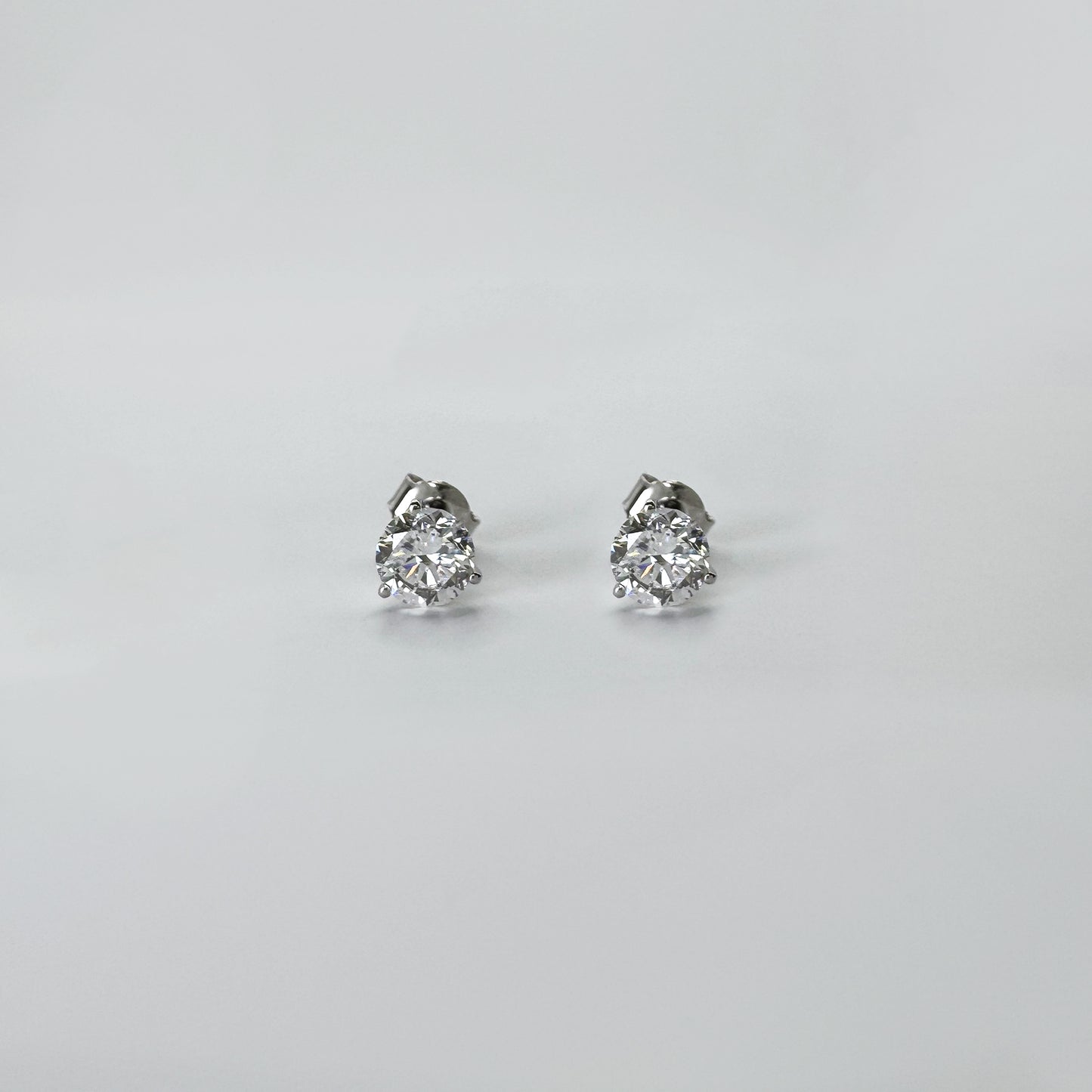 Broqueles diamante oro blanco 1.5 cts