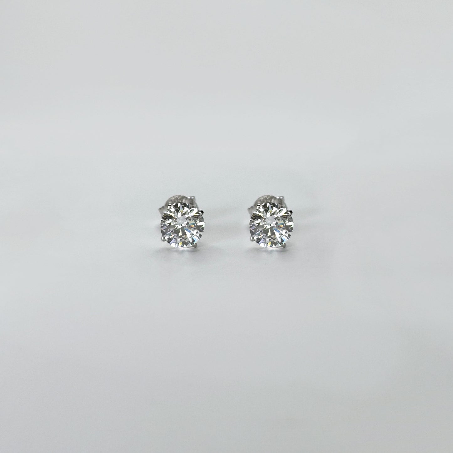 Broqueles diamante oro blanco 2 cts.