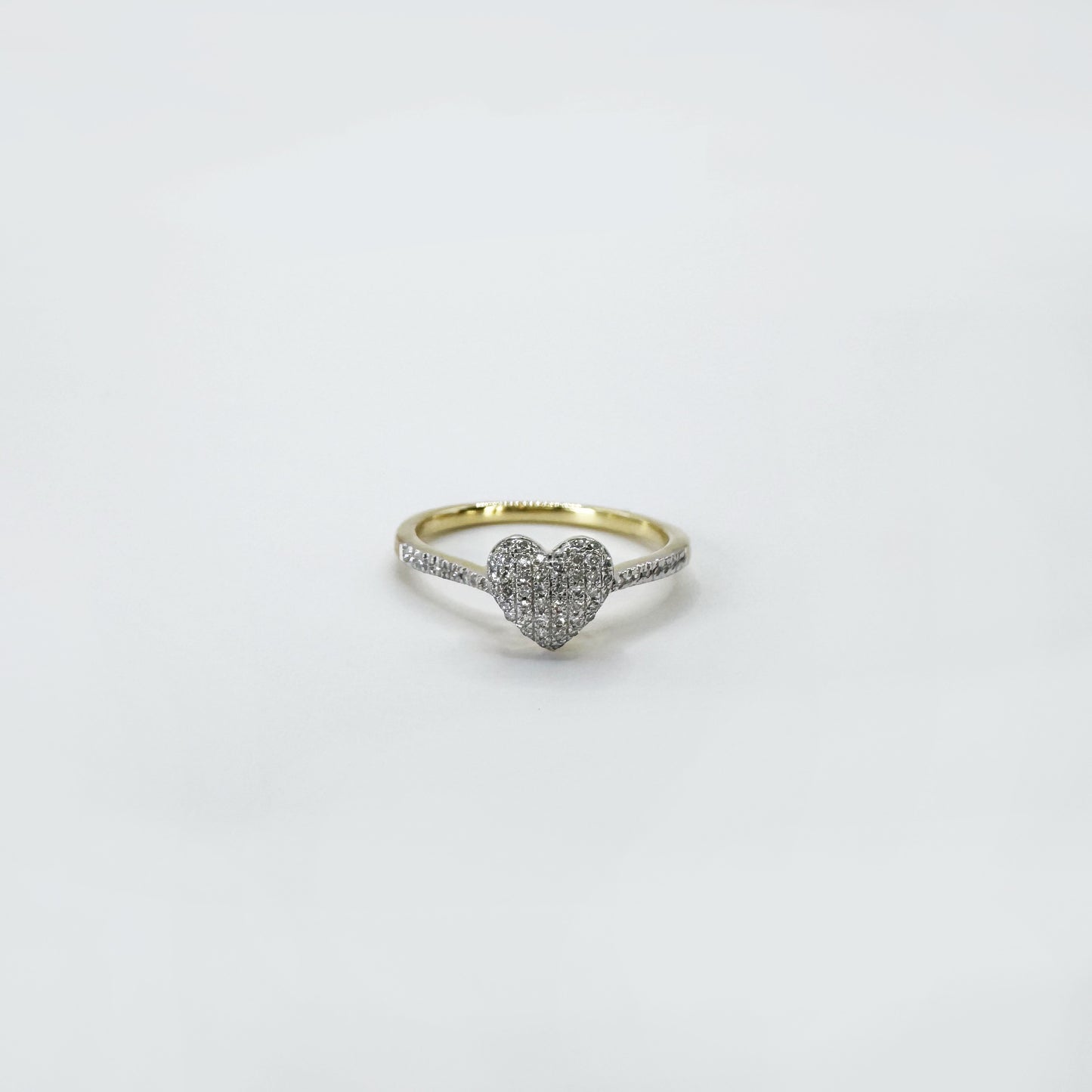 Anillo heart diamantes.