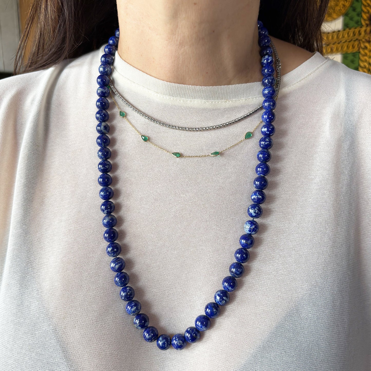 Collar lapislázuli mediano.