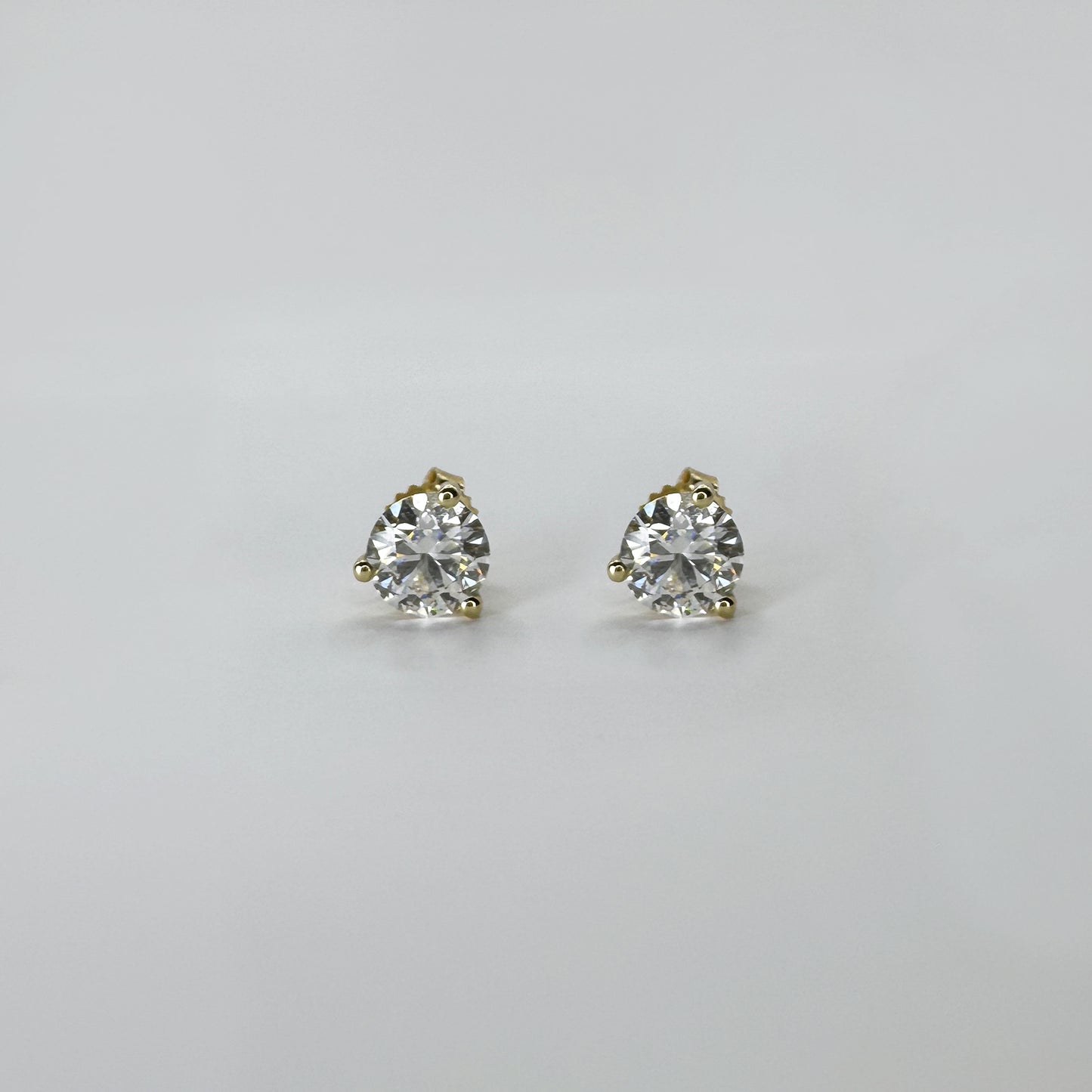 Broqueles diamante oro amarillo 3 cts.