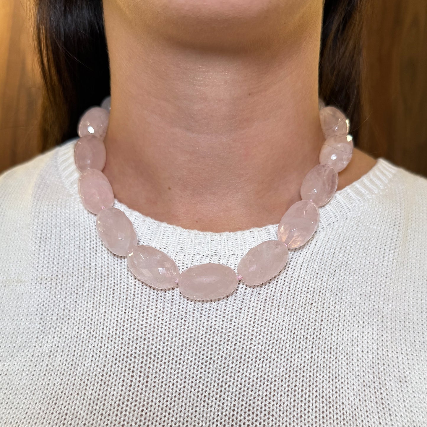 Collar cuarzo rosa grande.