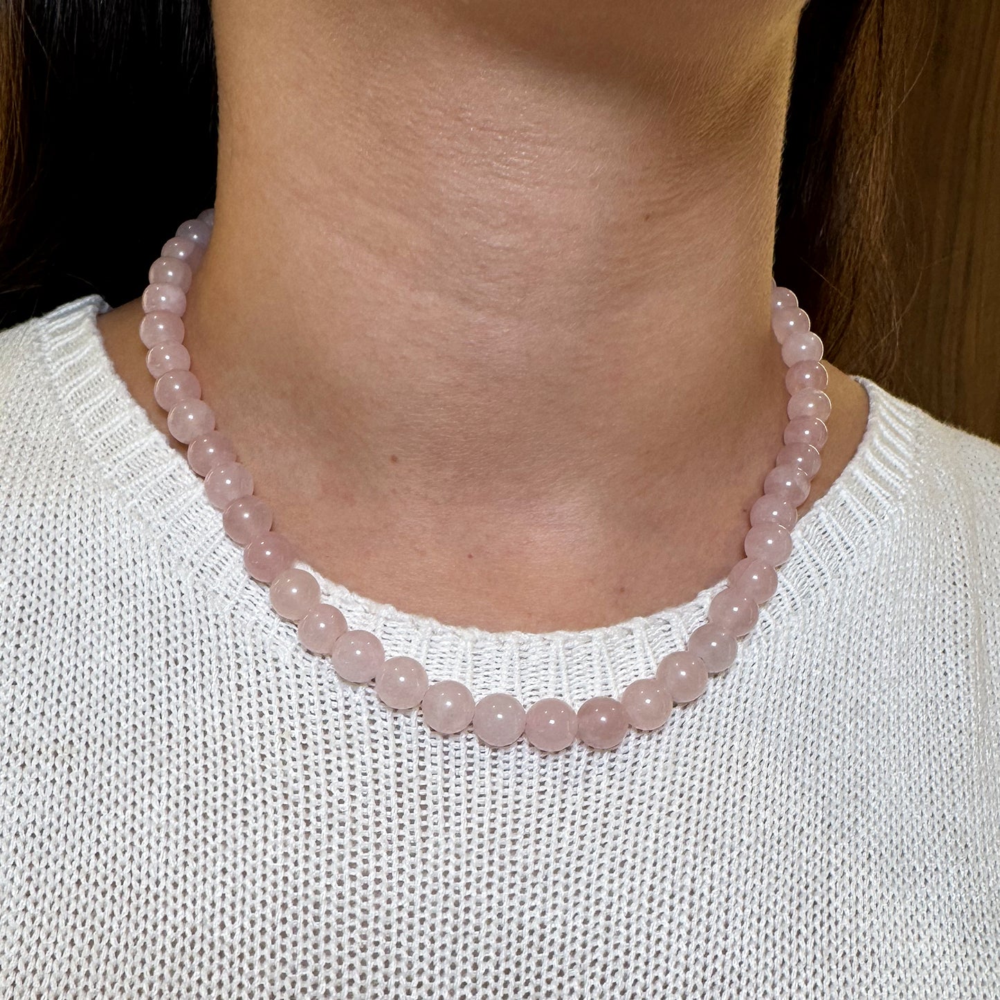 Collar rosa chico.