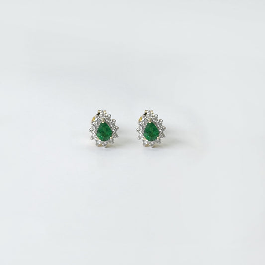 Aretes esmeralda gota con halo star chicos.
