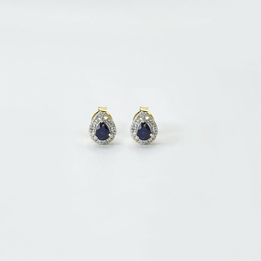 Aretes zafiros gota con halo diamantes chicos.