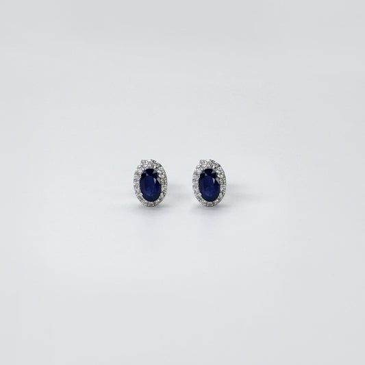 Aretes zafiros oval con halo chicos.