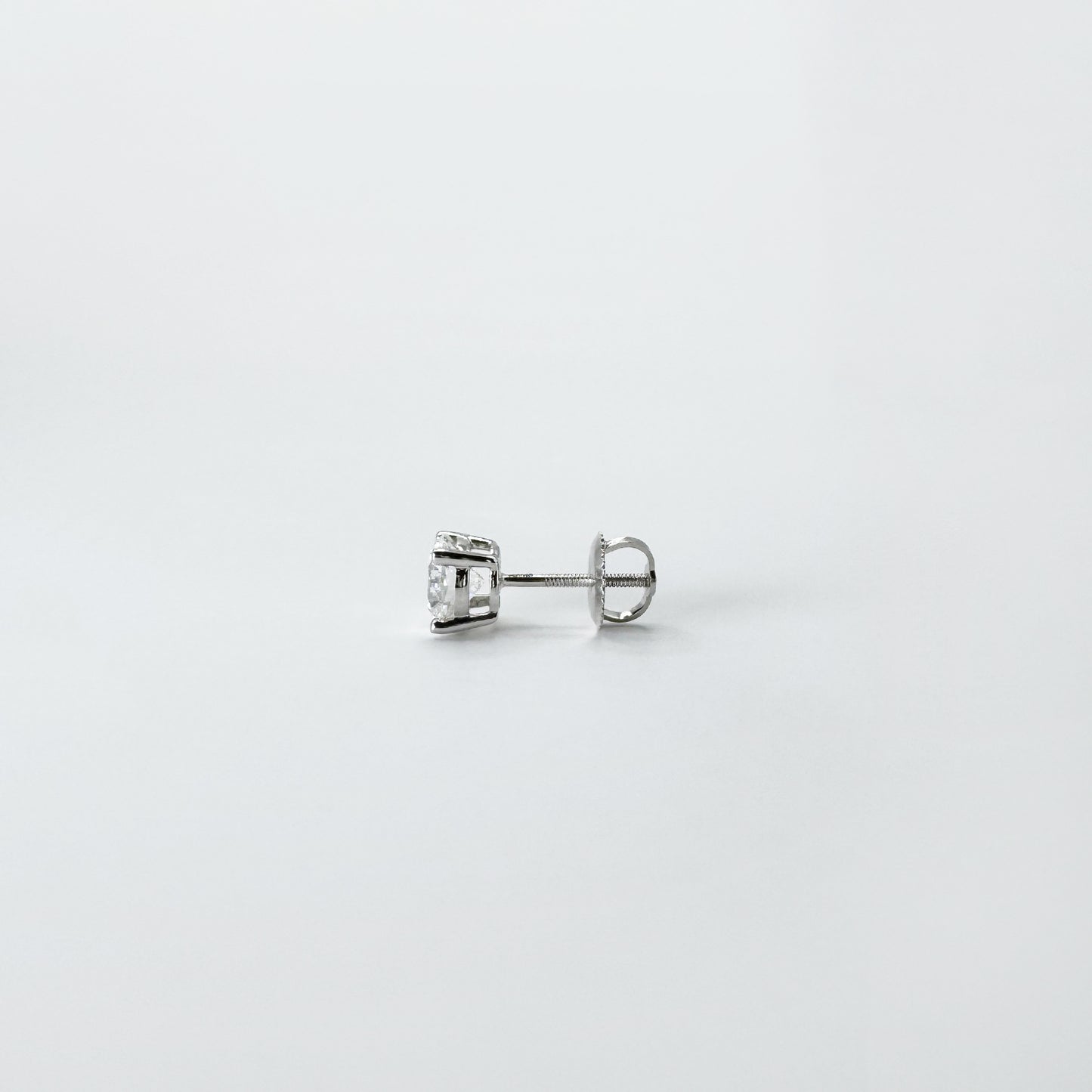 Aretes diamantes redondos oro blanco 1.5 cts