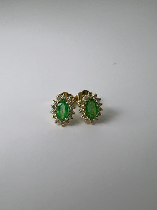 Broquel de Esmeralda y Diamante