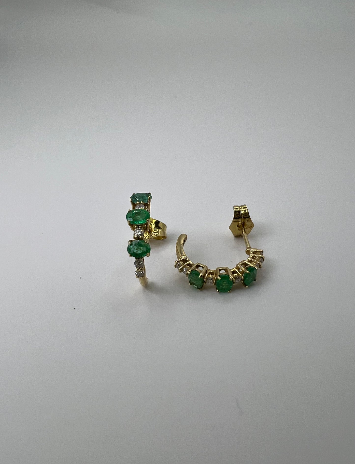 Arracada de Esmeralda y Diamantes