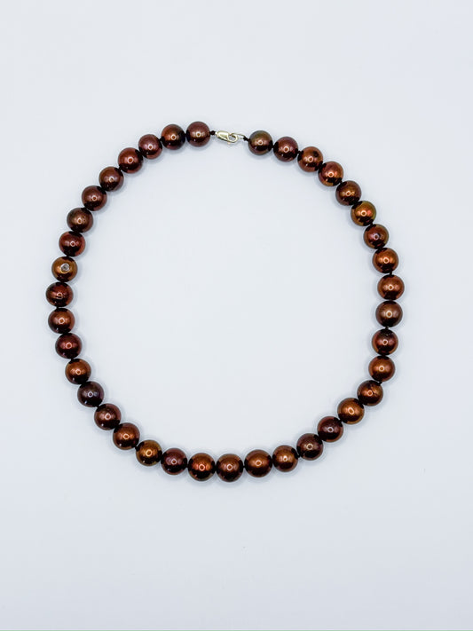 Collar Clásico Perlas Café