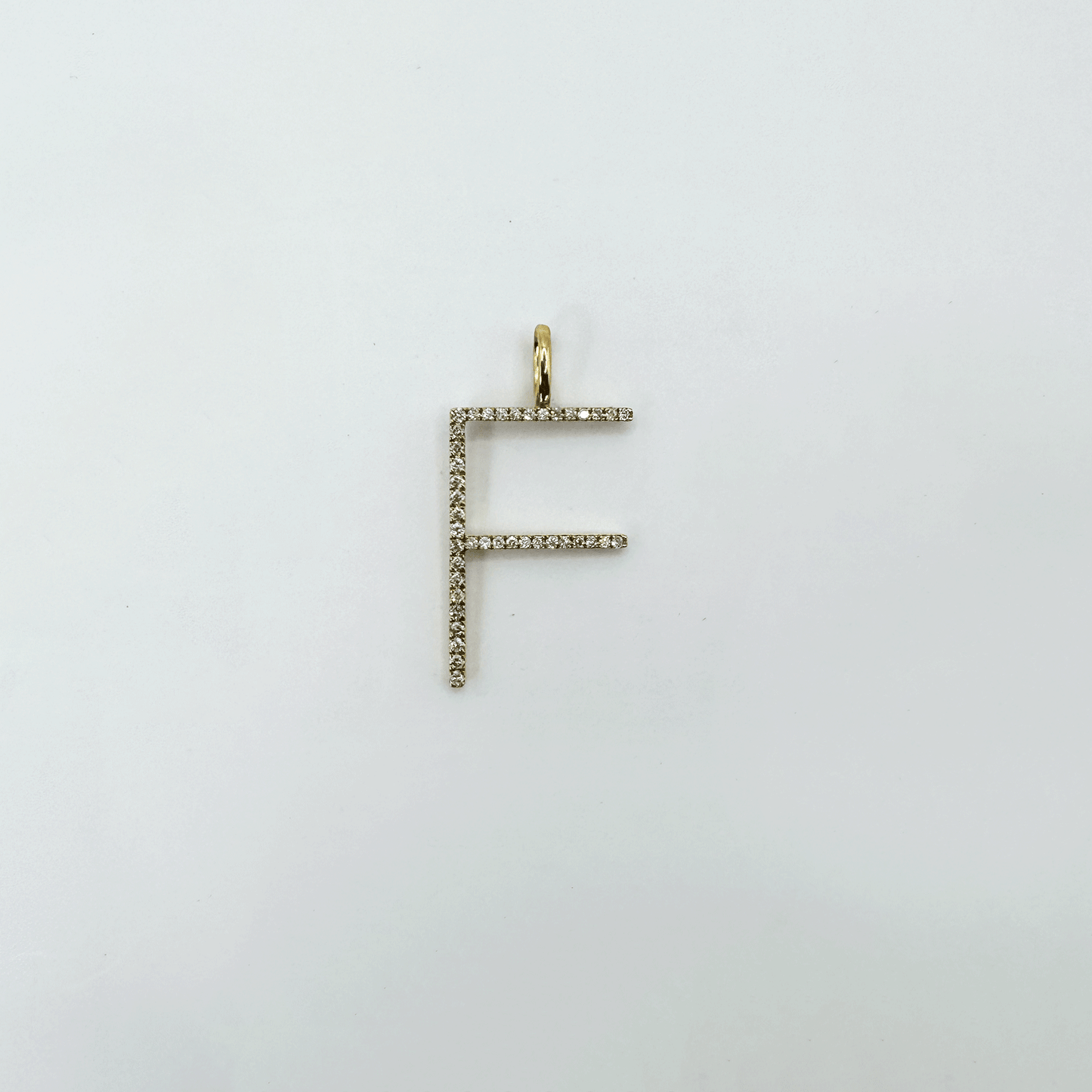 Dije letra F Thin XL - Oro Amarillo